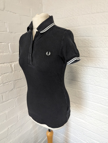 Fred Perry Polo Shirt - Size 10 - Black & White - Pique Cotton - P2P 16" - Picture 3 of 7